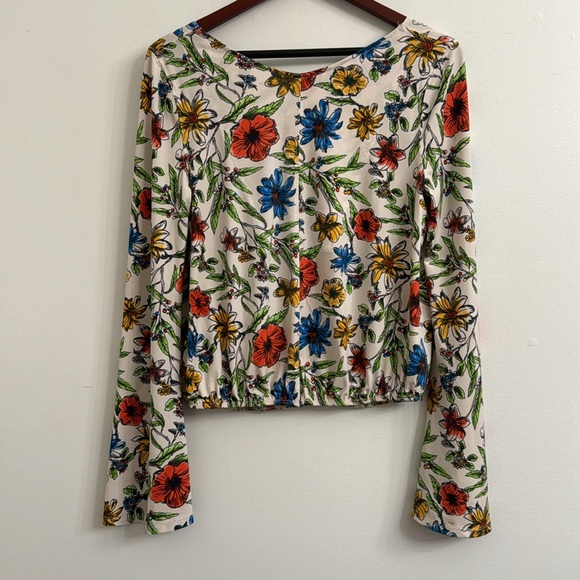 Free People Floral Bell Sleeve Martini Blouse Sz M - Picture 7 of 7